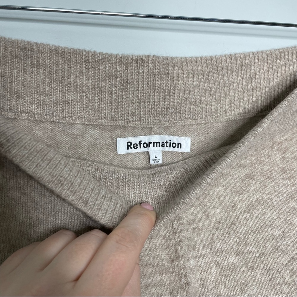NWT Reformation Dara Cashmere Pants Pull On Cropped In Oatmeal Size L - Picture 3 of 8